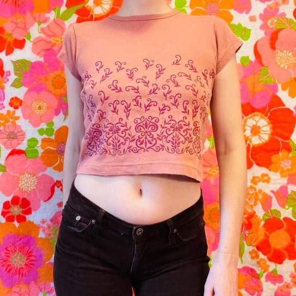 Vintage y2k boho print baby crop tee from xhileration in terracotta pink - Picture 3 of 4